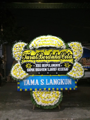 Papan Bunga Duka di Ciseureuh